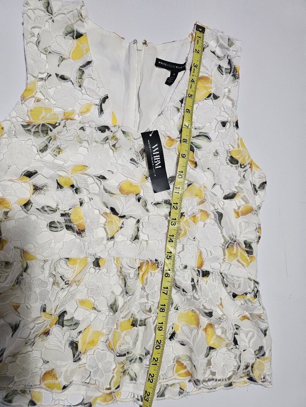 NWT White House Black Market Lemon Lace Peplum Top Size 8 - Picture 9 of 9